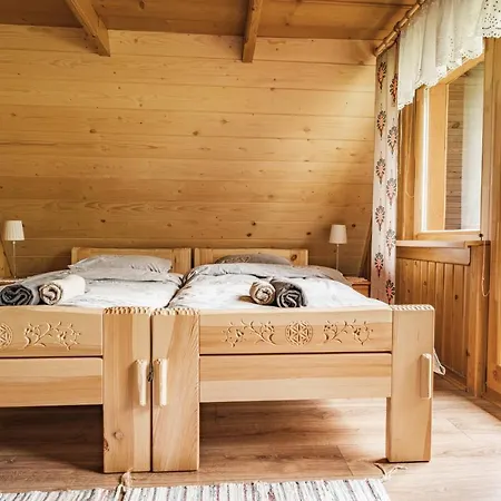 Na Stromej Klimatyczny Z Sauna, Cisza, I Rzeka, Relaks Dla Rodzin I Przyjaciol, Prywatny Parking Alpstuga *