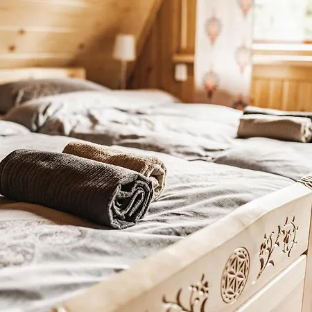 Na Stromej Klimatyczny Z Sauna, Cisza, I Rzeka, Relaks Dla Rodzin I Przyjaciol, Prywatny Parking