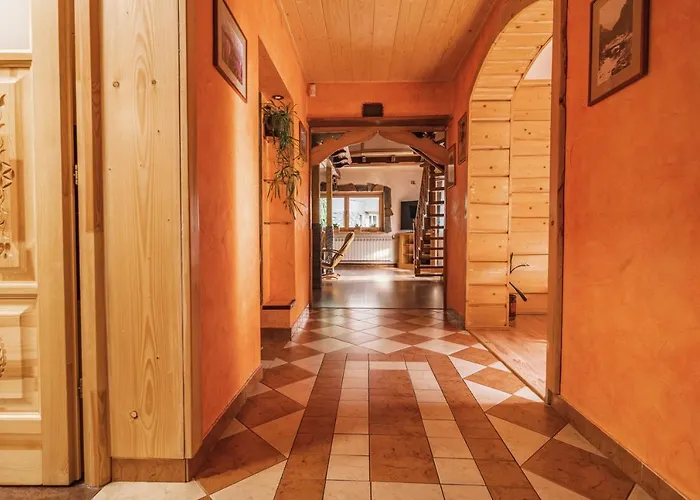 Σαλέ Na Stromej *